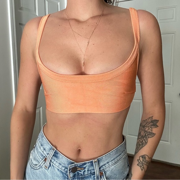 House of CB Elle Ribbed Crop Top - Picture 1 of 4